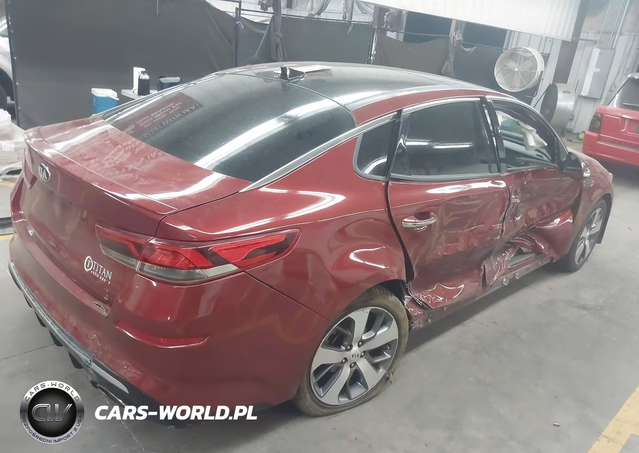 2019 Kia Optima S VIN:5XXGT4L35KG301402 - 4