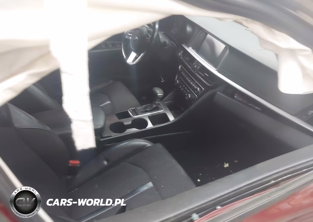 2019 Kia Optima S VIN:5XXGT4L35KG301402 - 5
