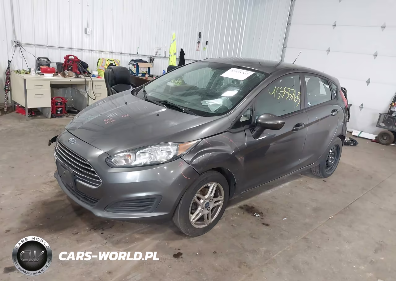 FORD FIESTA SE VIN:3FADP4EJ1KM138237 - 2