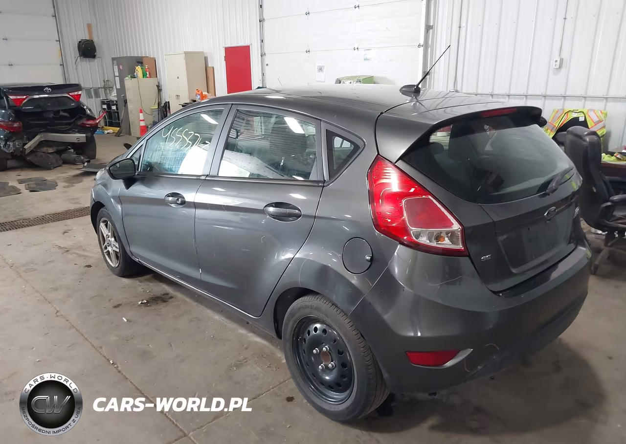 FORD FIESTA SE VIN:3FADP4EJ1KM138237 - 3