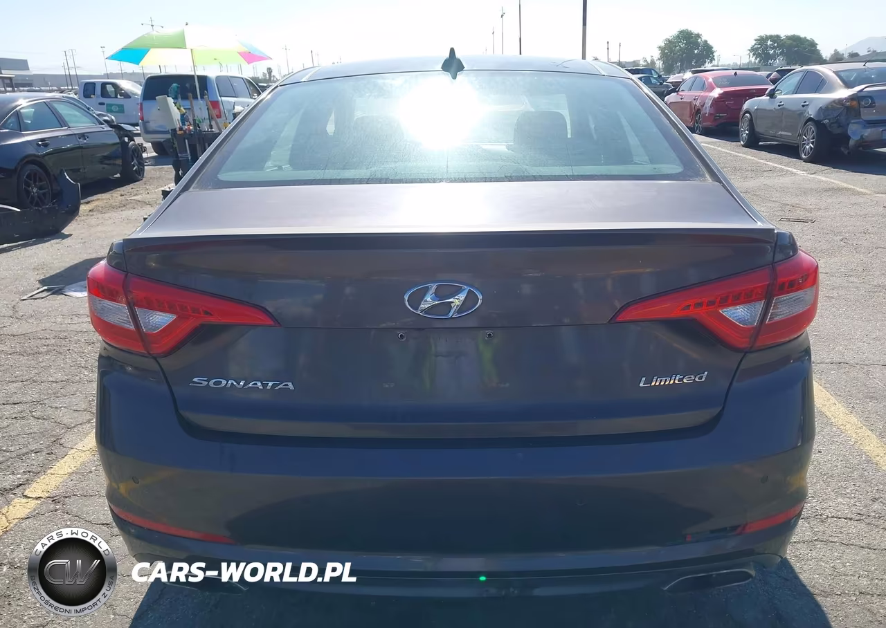 2015 Hyundai Sonata Limited VIN:5NPE34AF1FH178986 - 17