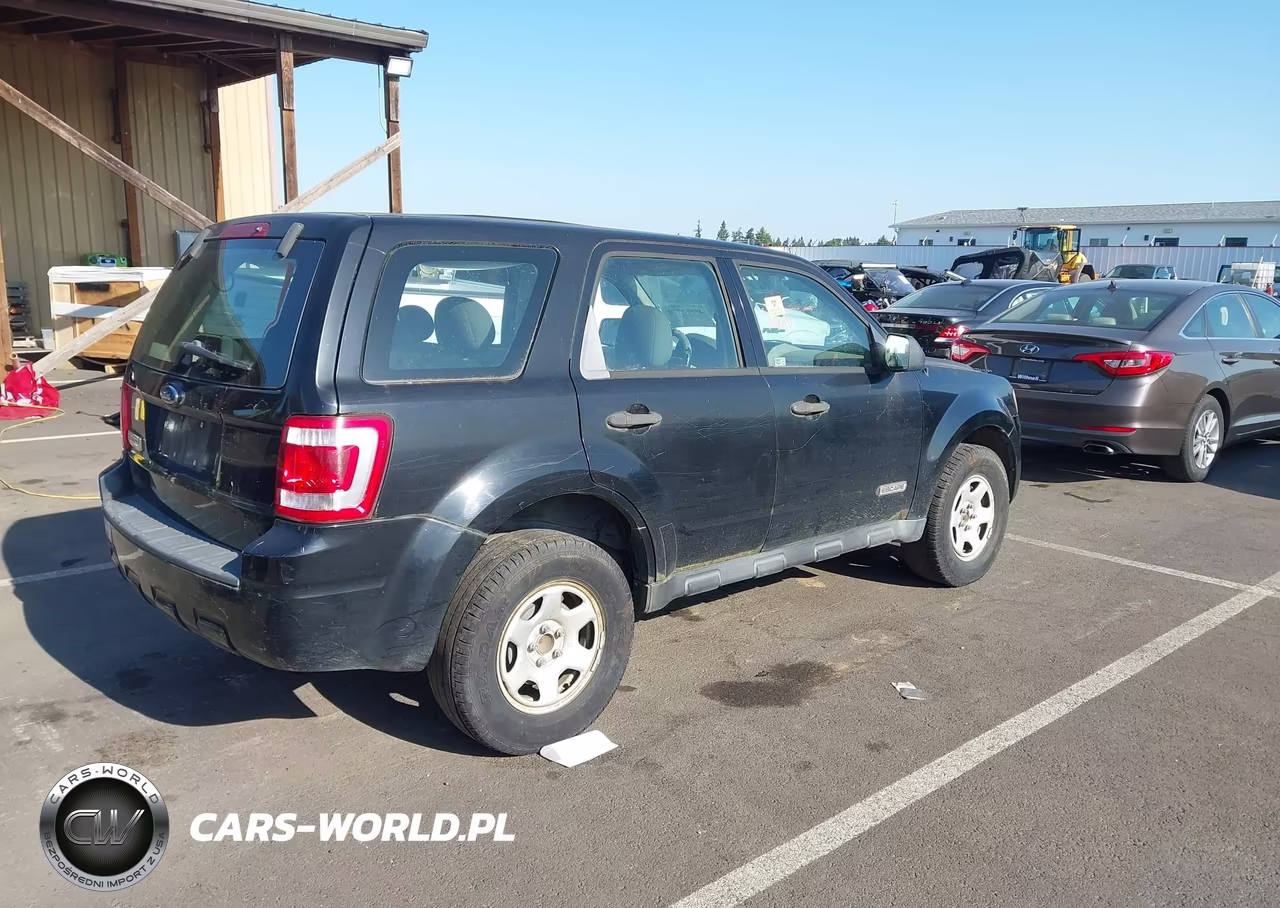 2008 Ford Escape Xls-Xls Manual VIN:1FMCU02Z38KB04393 - 4