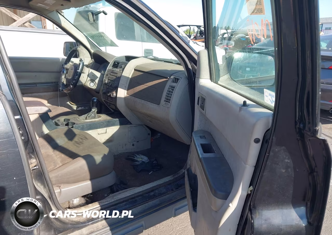 2008 Ford Escape Xls-Xls Manual VIN:1FMCU02Z38KB04393 - 5
