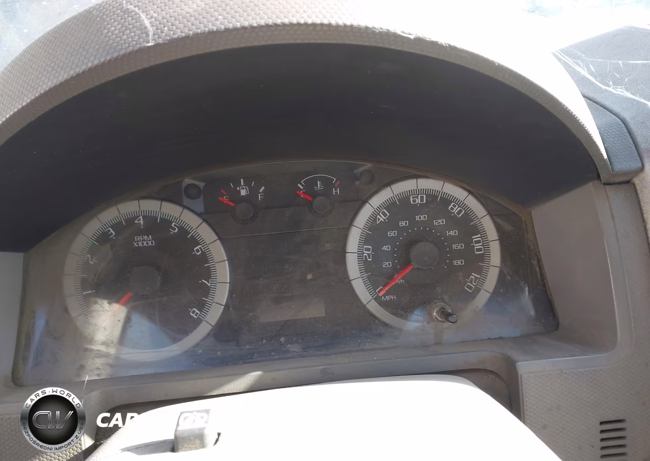 2008 Ford Escape Xls-Xls Manual VIN:1FMCU02Z38KB04393 - 7