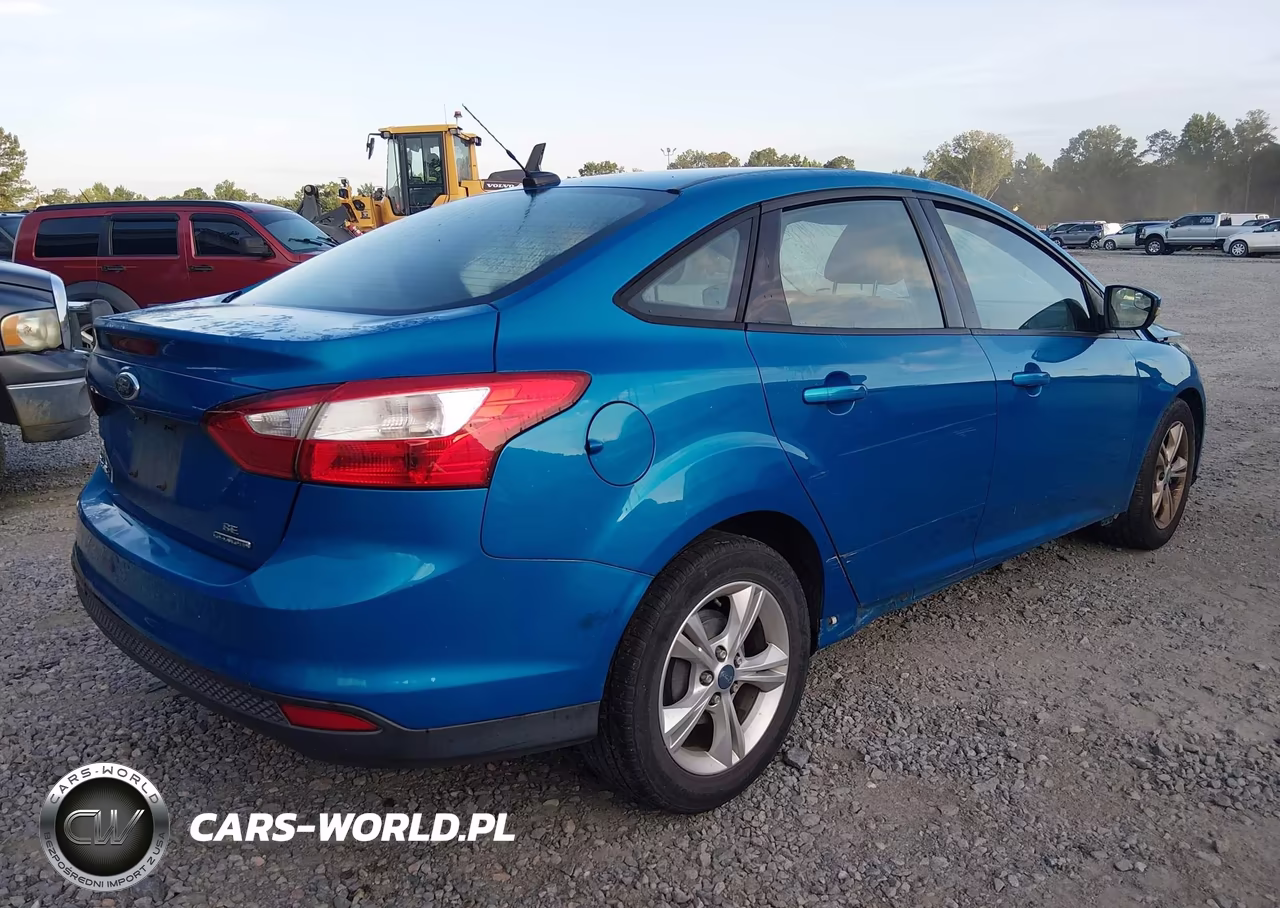 2013 Ford Focus Se VIN:1FADP3F2XDL104240 - 4