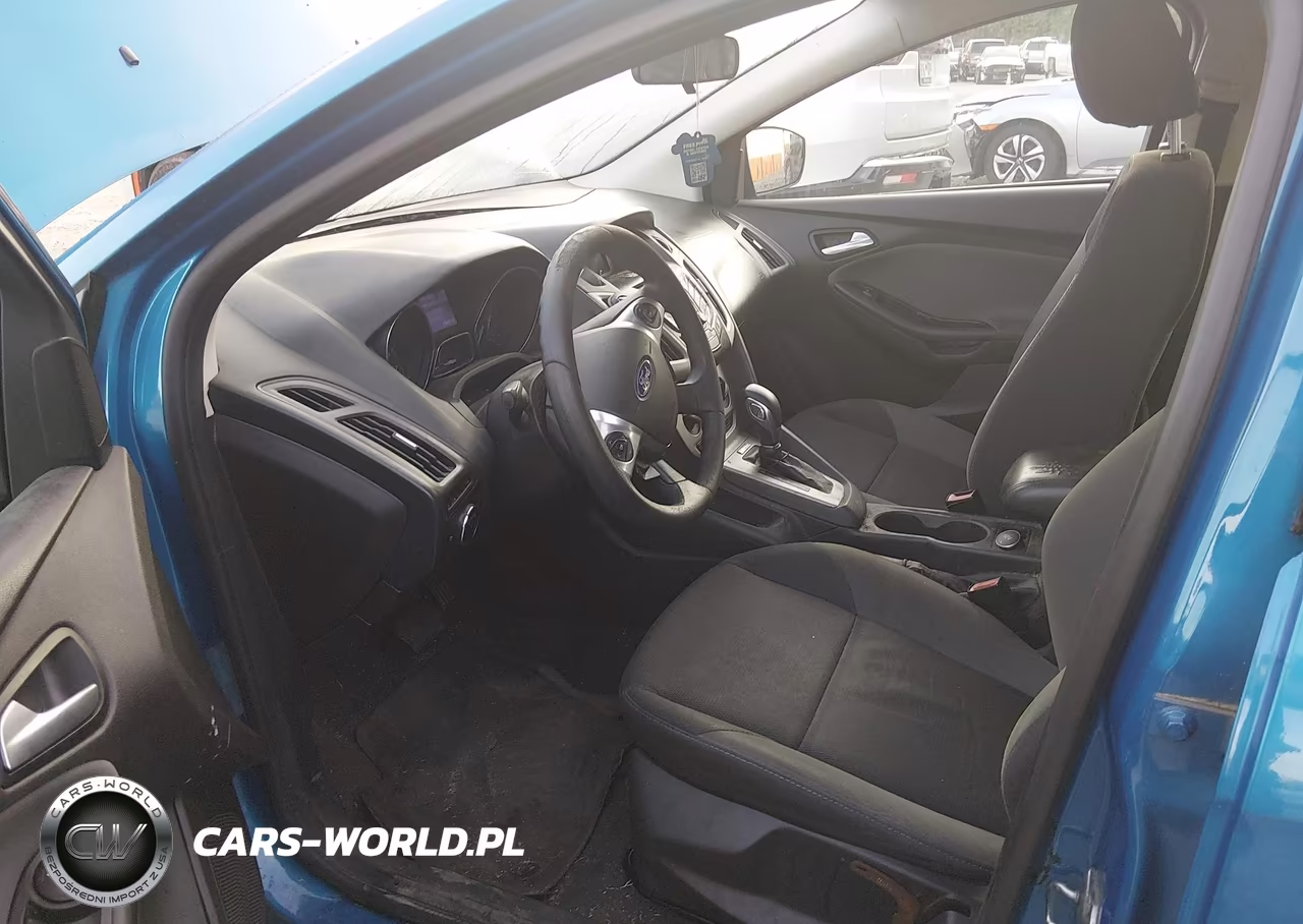 2013 Ford Focus Se VIN:1FADP3F2XDL104240 - 5