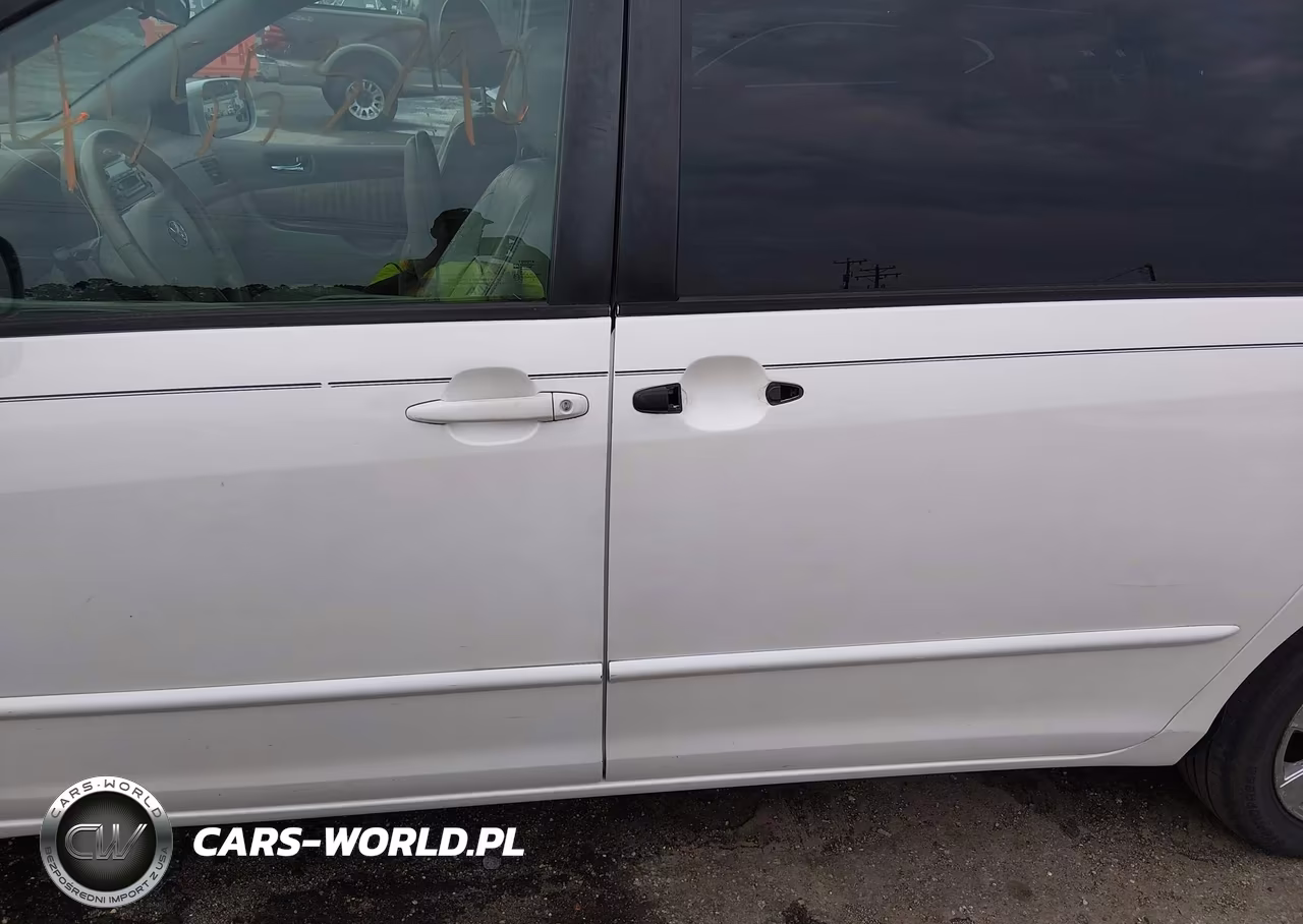 2004 Toyota Sienna Xle VIN:5TDZA22CX4S070891 - 6