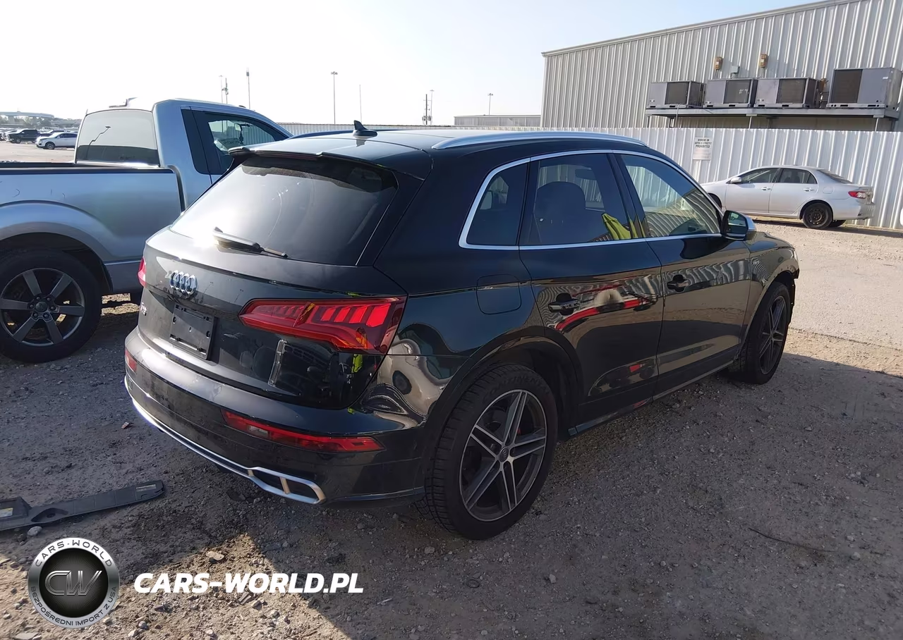 2018 Audi Sq5 3.0T Premium Plus VIN:WA1C4AFY4J2064028 - 4