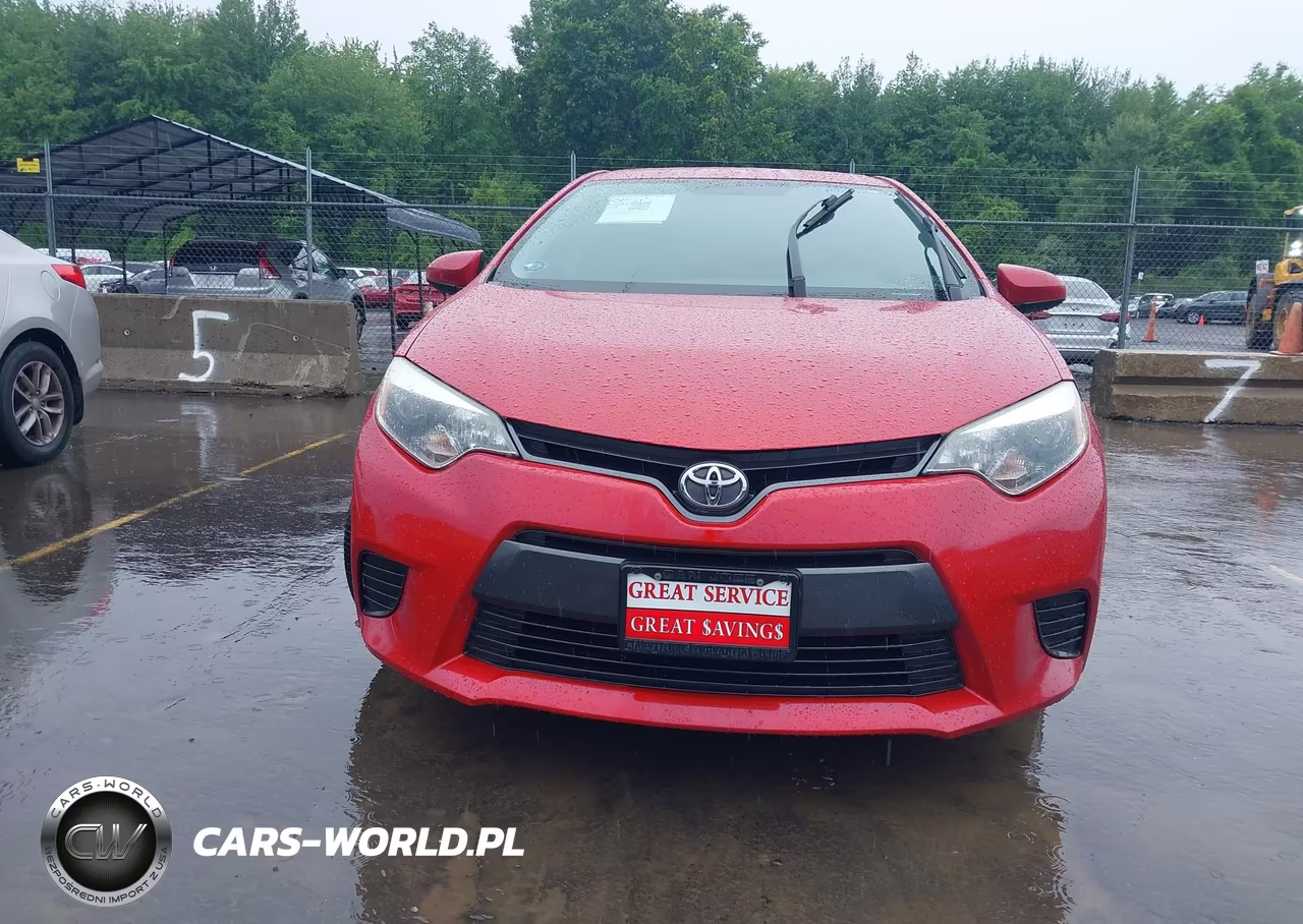 2015 Toyota Corolla Le VIN:5YFBURHE7FP359992 - 12