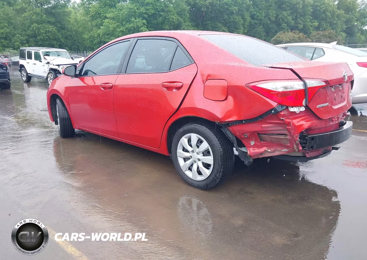 2015 Toyota Corolla Le VIN:5YFBURHE7FP359992 - 3