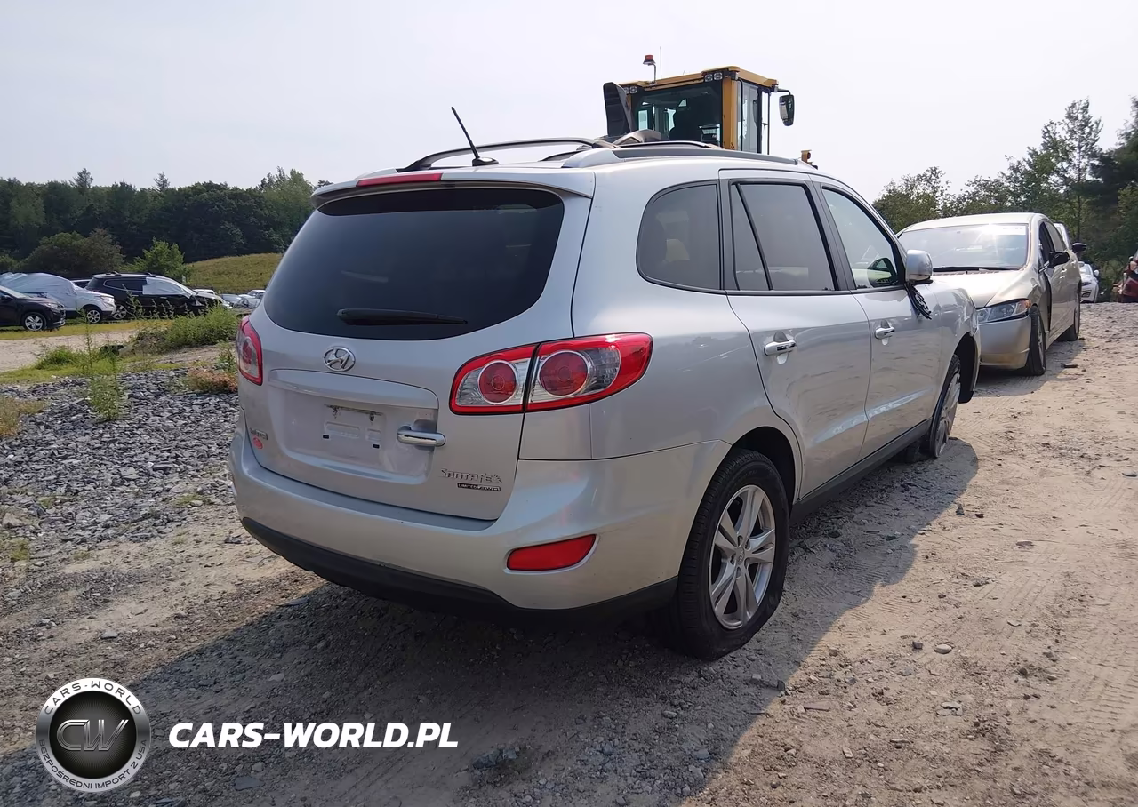 2011 Hyundai Santa Fe Limited V6 VIN:5XYZKDAG9BG052860 - 4