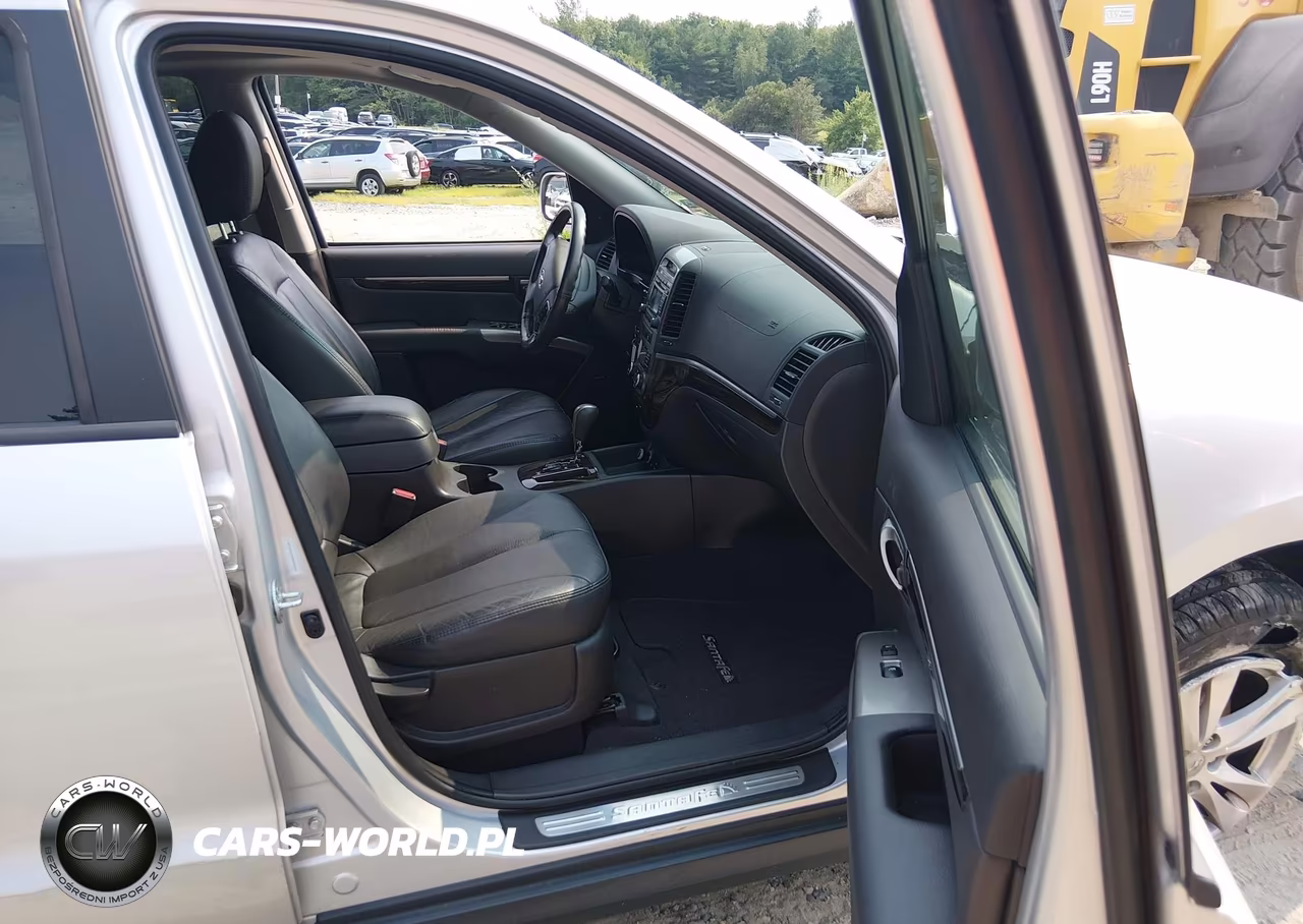 2011 Hyundai Santa Fe Limited V6 VIN:5XYZKDAG9BG052860 - 5