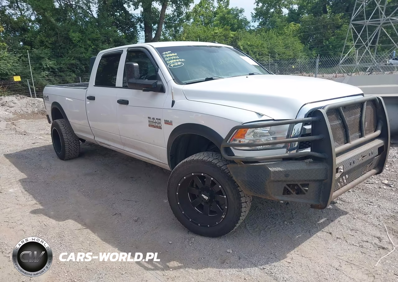 2017 Ram 2500 Tradesman 4X4 8' Box