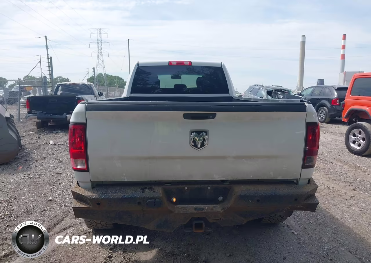 2017 Ram 2500 Tradesman 4X4 8' Box VIN:3C6UR5HJ7HG502228 - 16