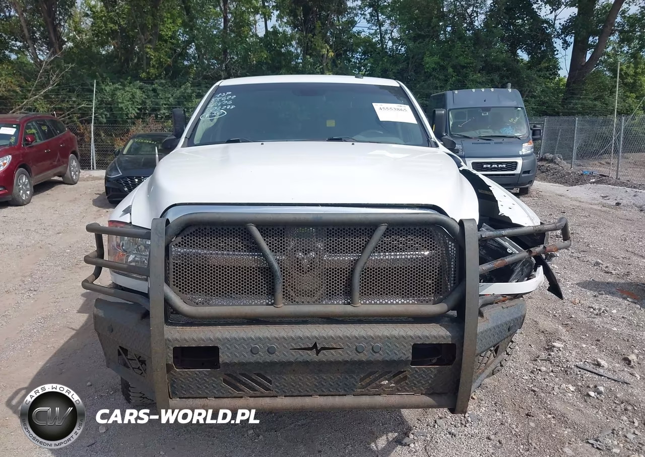2017 Ram 2500 Tradesman 4X4 8' Box VIN:3C6UR5HJ7HG502228 - 17