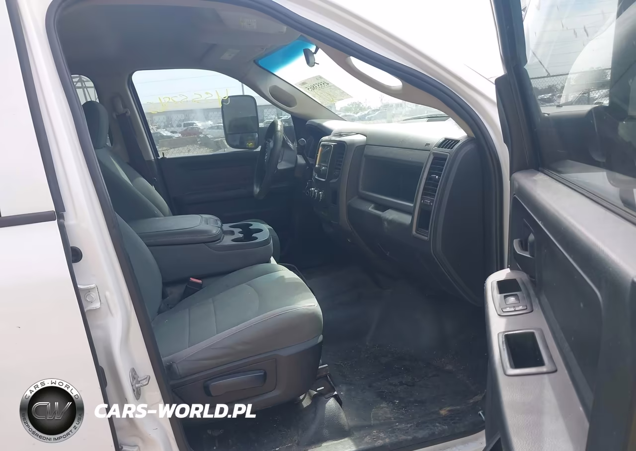 2017 Ram 2500 Tradesman 4X4 8' Box VIN:3C6UR5HJ7HG502228 - 5