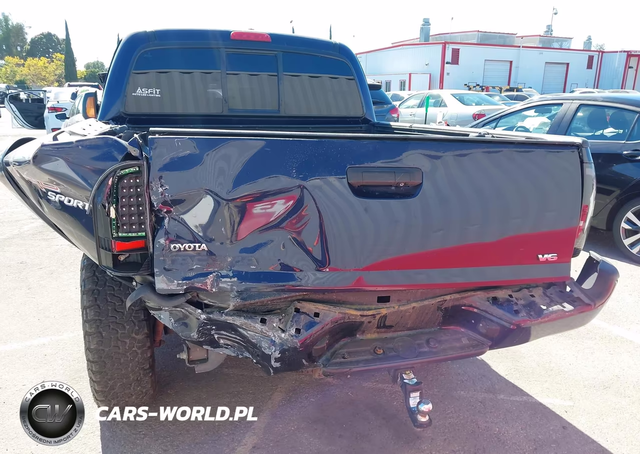 2013 Toyota Tacoma Prerunner V6 VIN:3TMJU4GN9DM142349 - 16