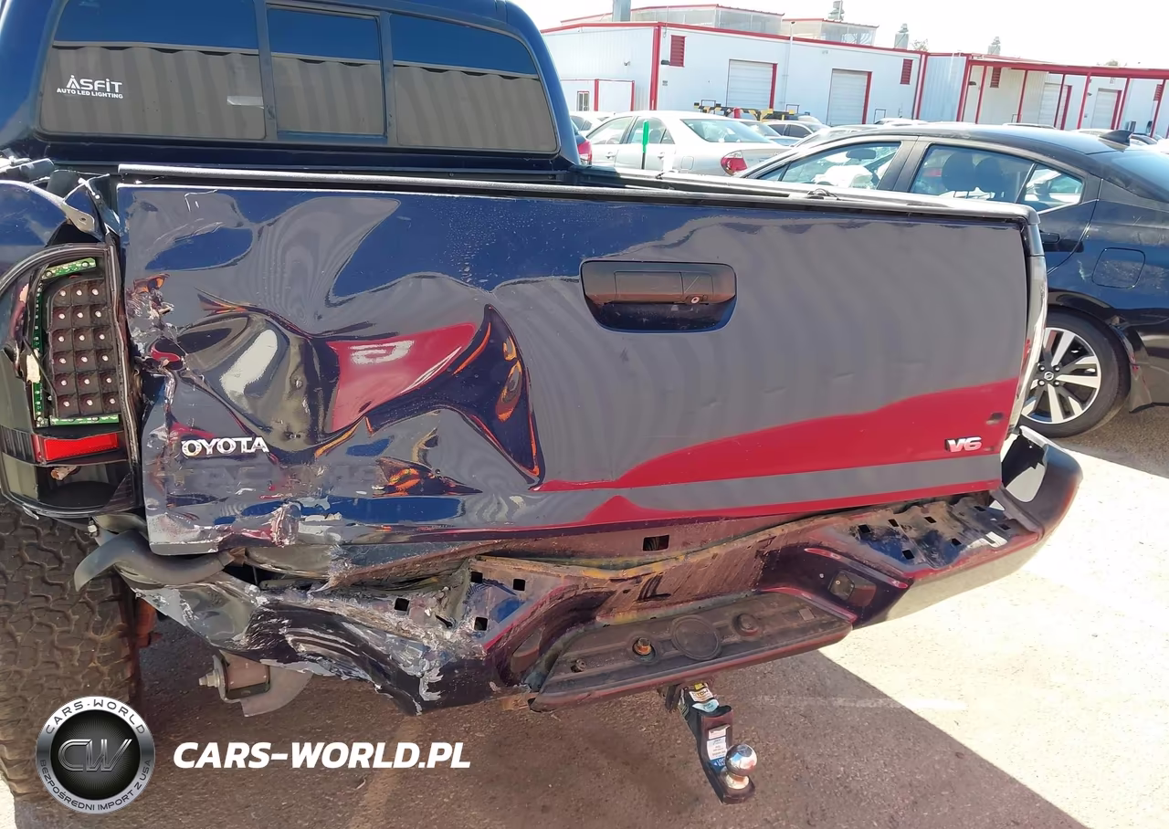 2013 Toyota Tacoma Prerunner V6 VIN:3TMJU4GN9DM142349 - 18