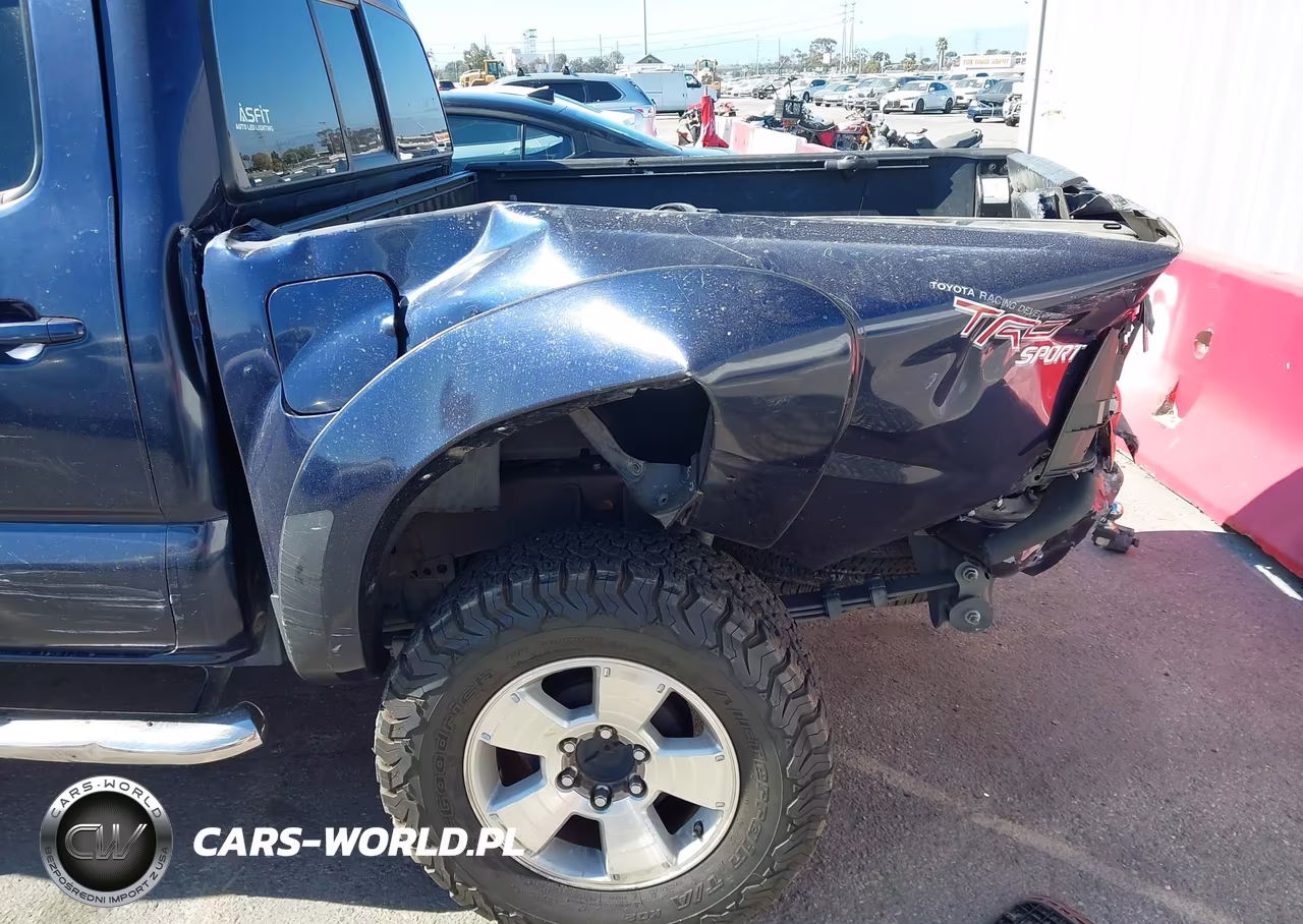 2013 Toyota Tacoma Prerunner V6 VIN:3TMJU4GN9DM142349 - 6