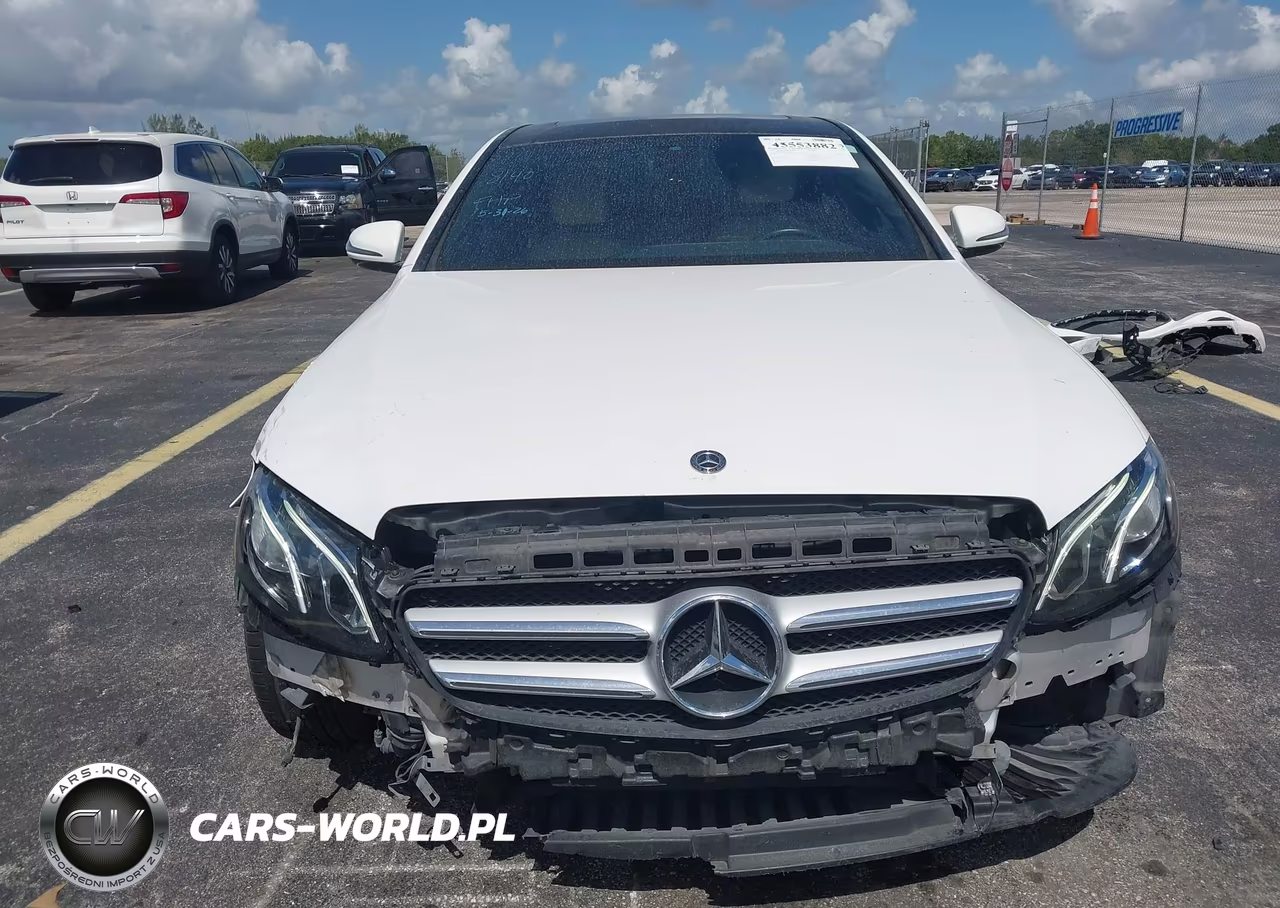 2018 Mercedes-Benz E 300 VIN:WDDZF4JB6JA318140 - 13