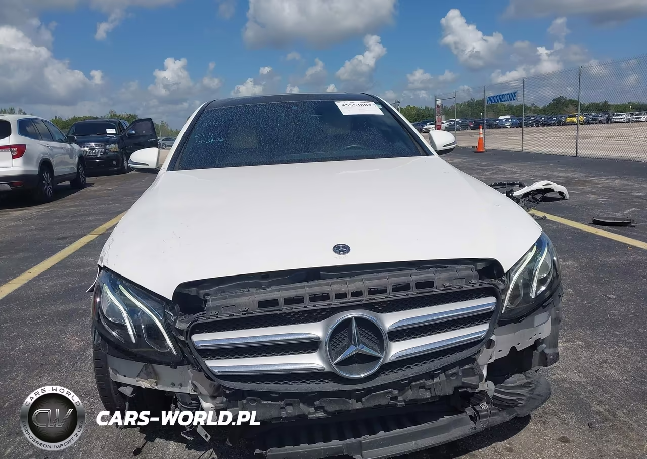 2018 Mercedes-Benz E 300 VIN:WDDZF4JB6JA318140 - 6