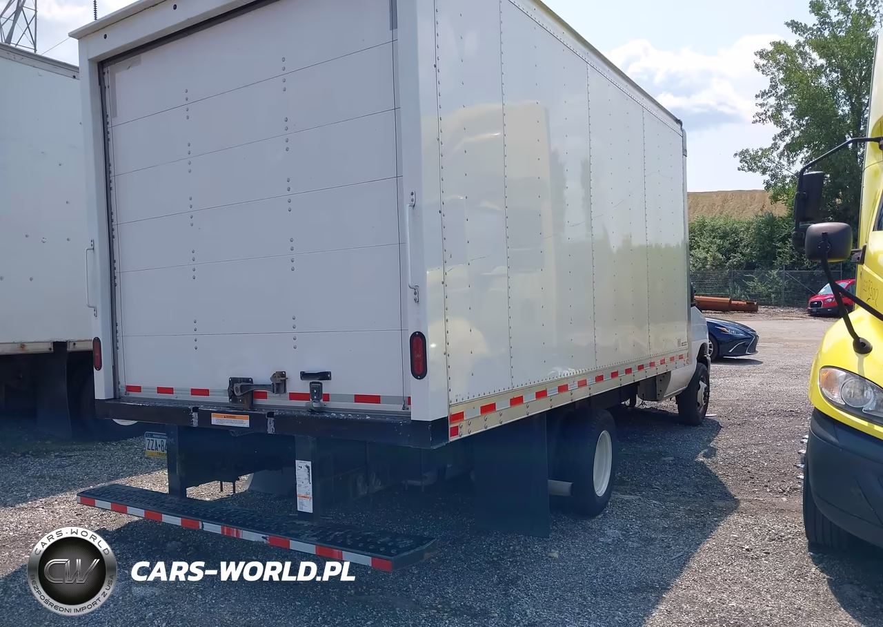 2024 Ford E-350 Cutaway VIN:1FDWE3FN2RDD22009 - 4