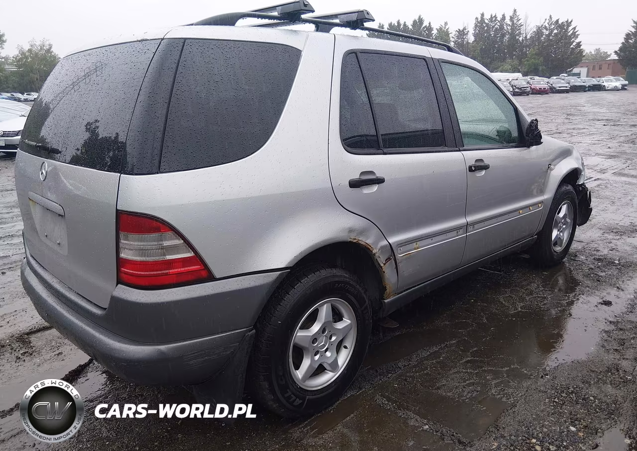 1999 Mercedes-Benz Ml 320 VIN:4JGAB54E0XA107678 - 4