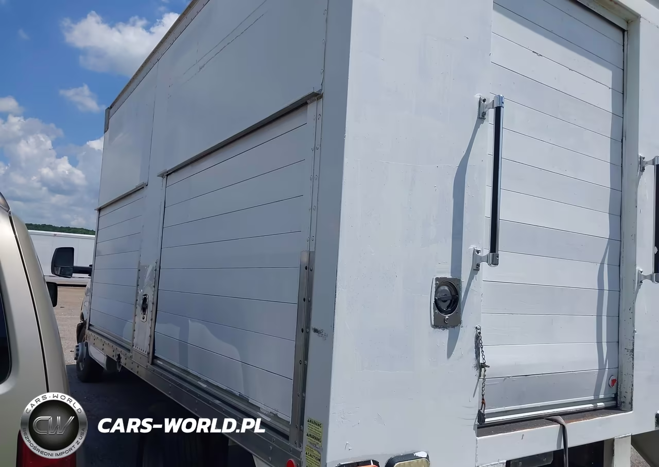 2015 Chevrolet Express Cutaway 4500 VIN:1GB6G5CG5F1109993 - 14