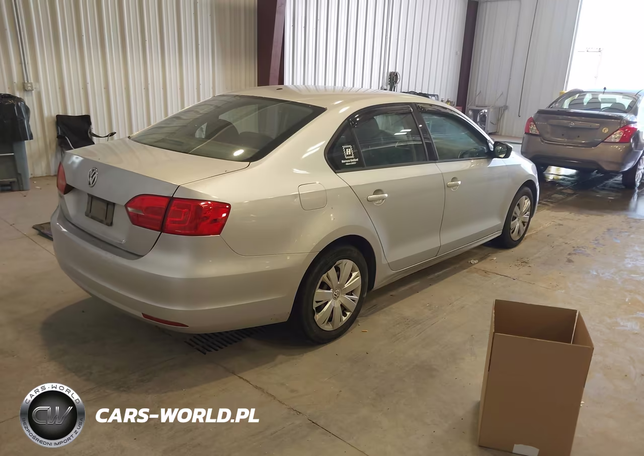 2012 Volkswagen Jetta 2.0L S VIN:3VW1K7AJXCM389260 - 4