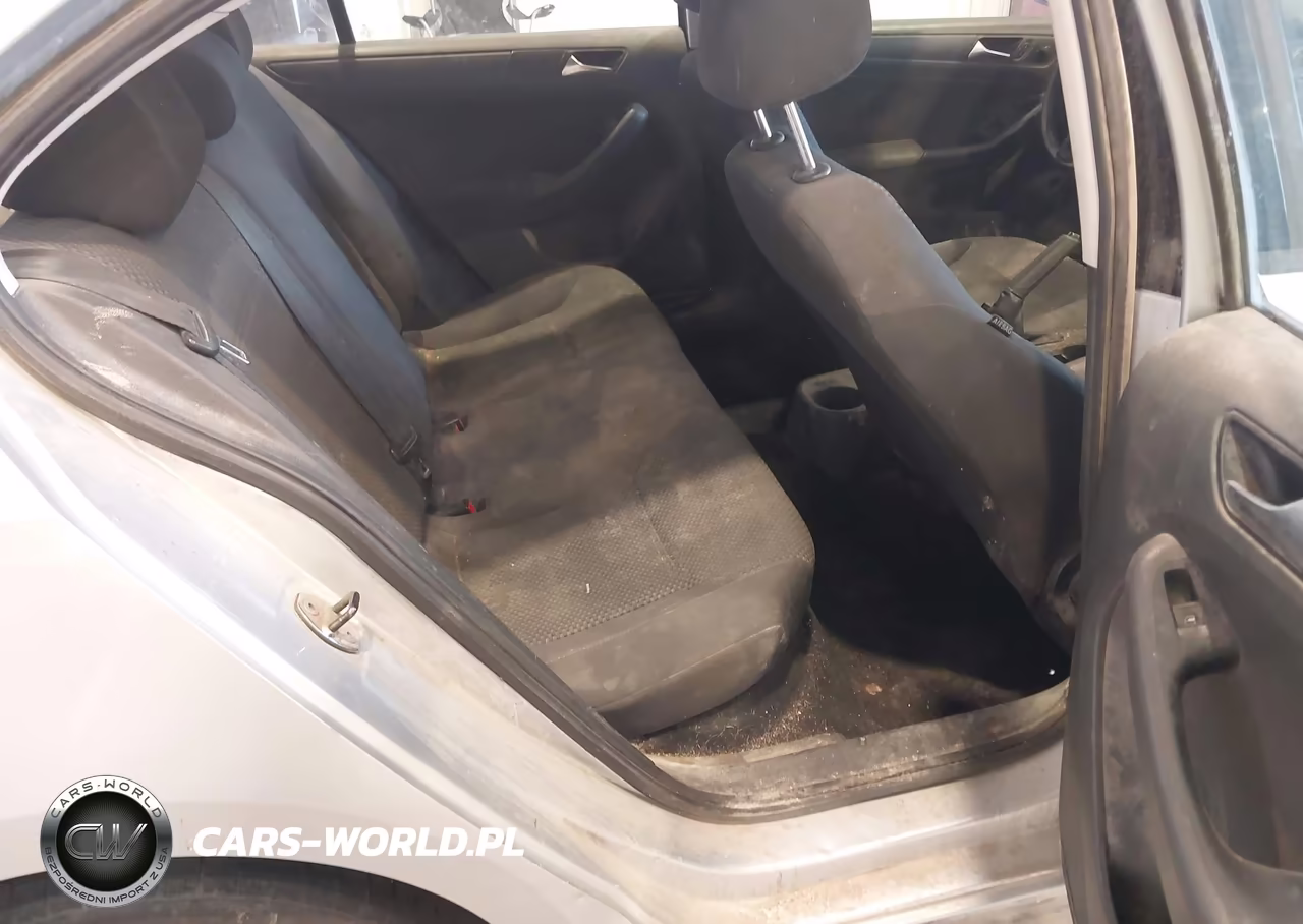 2012 Volkswagen Jetta 2.0L S VIN:3VW1K7AJXCM389260 - 8