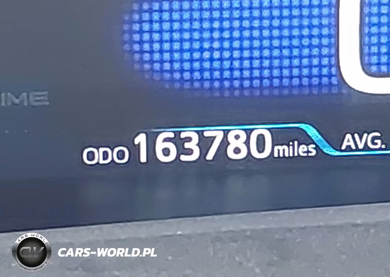 2018 Toyota Prius Prime Premium VIN:JTDKARFP3J3082014 - 16
