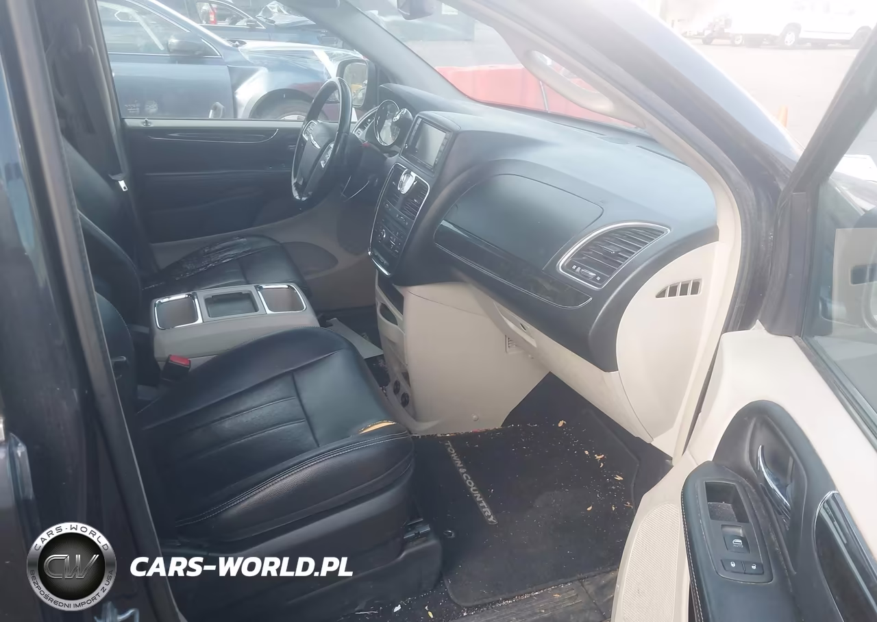 2014 Chrysler Town & Country Touring VIN:2C4RC1BG0ER123941 - 5