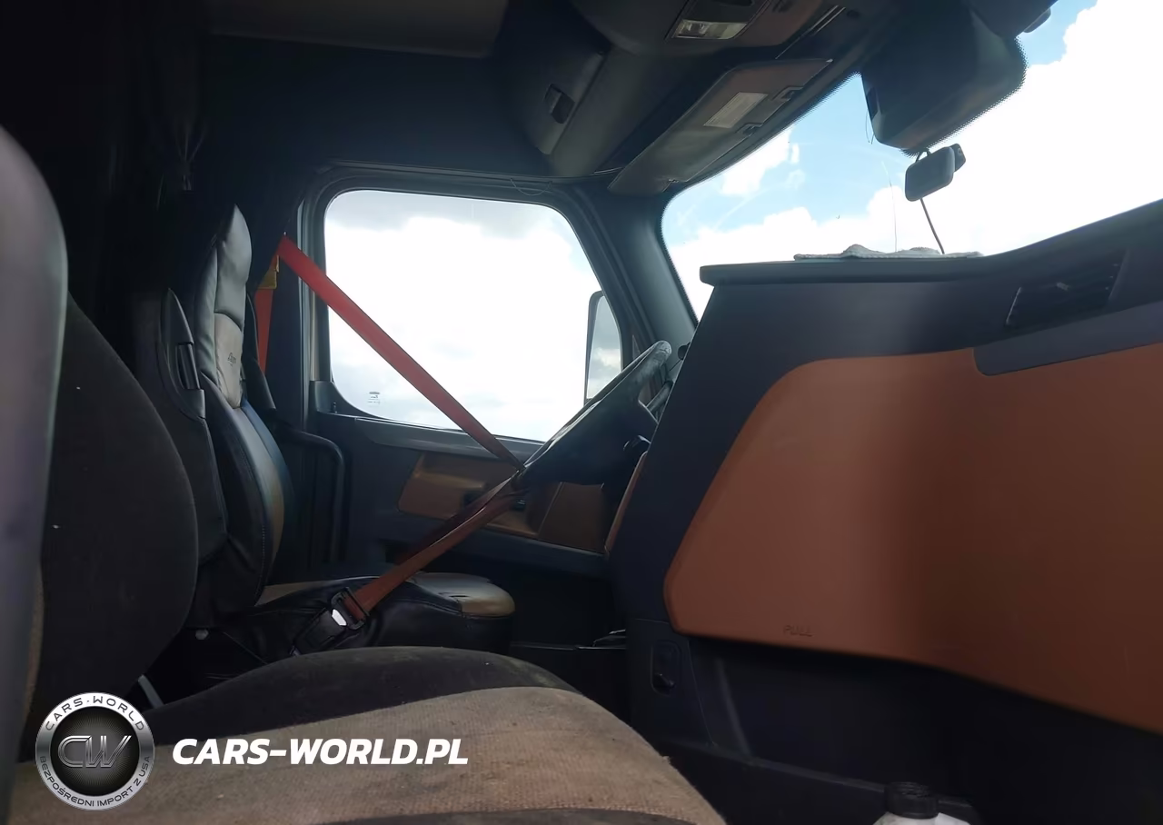2021 Freightliner New Cascadia 126 VIN:3AKJHHDR2MSLX5619 - 7