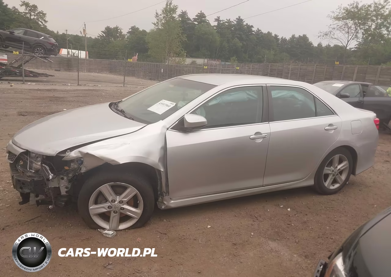 2014 Toyota Camry Se VIN:4T1BF1FK6EU789501 - 15