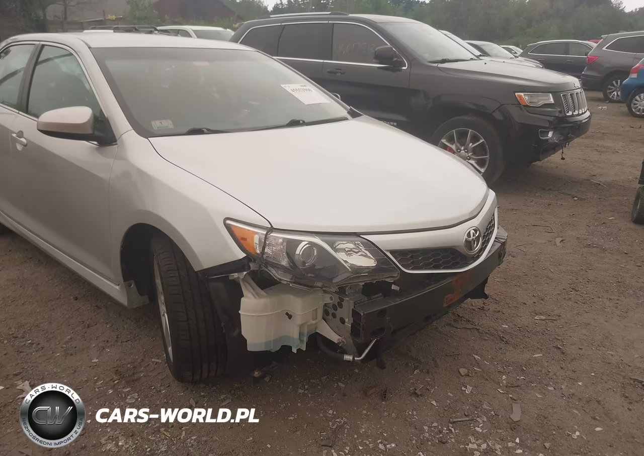 2014 Toyota Camry Se VIN:4T1BF1FK6EU789501 - 18