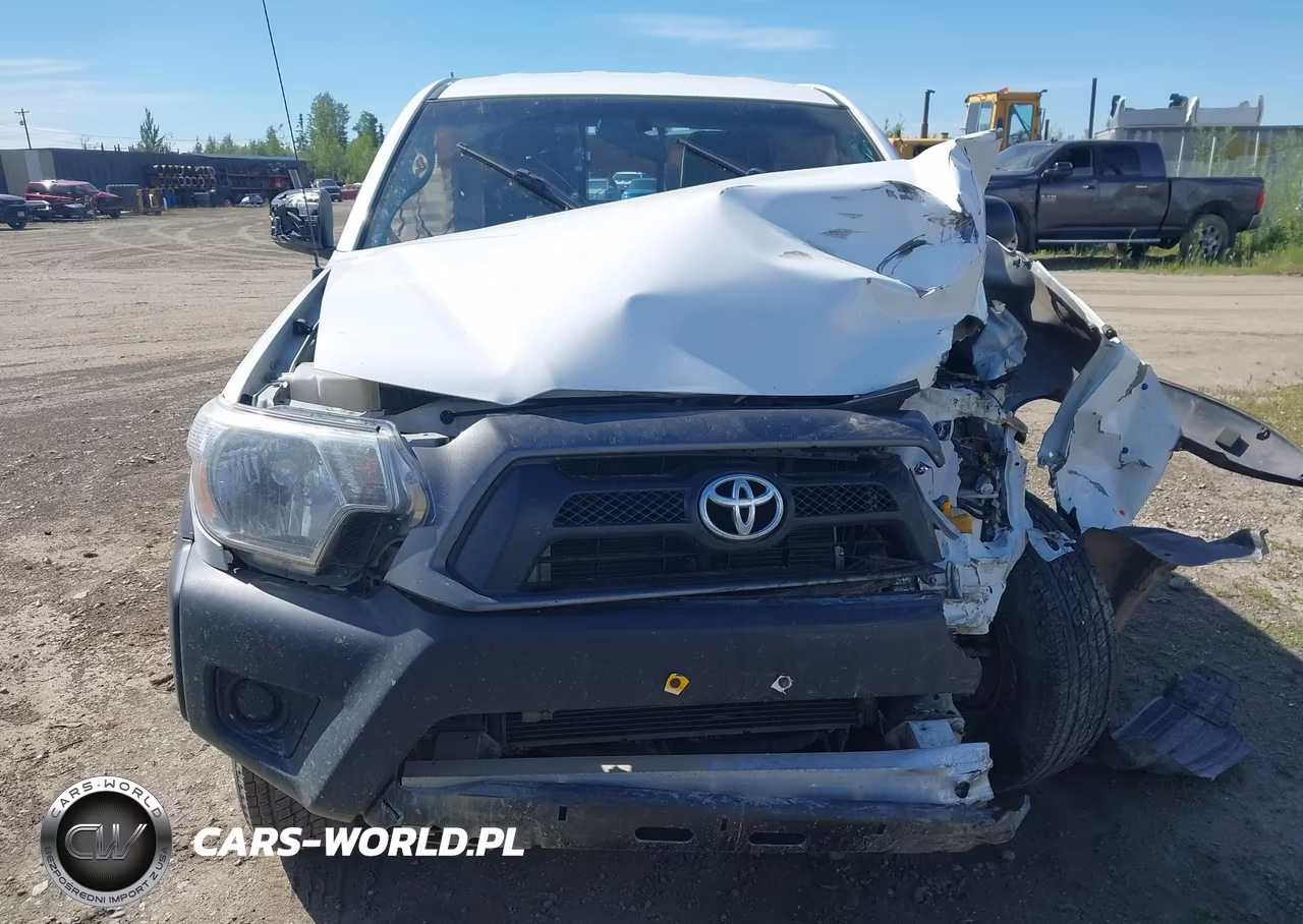 2015 Toyota Tacoma VIN:5TFUX4EN5FX033438 - 12