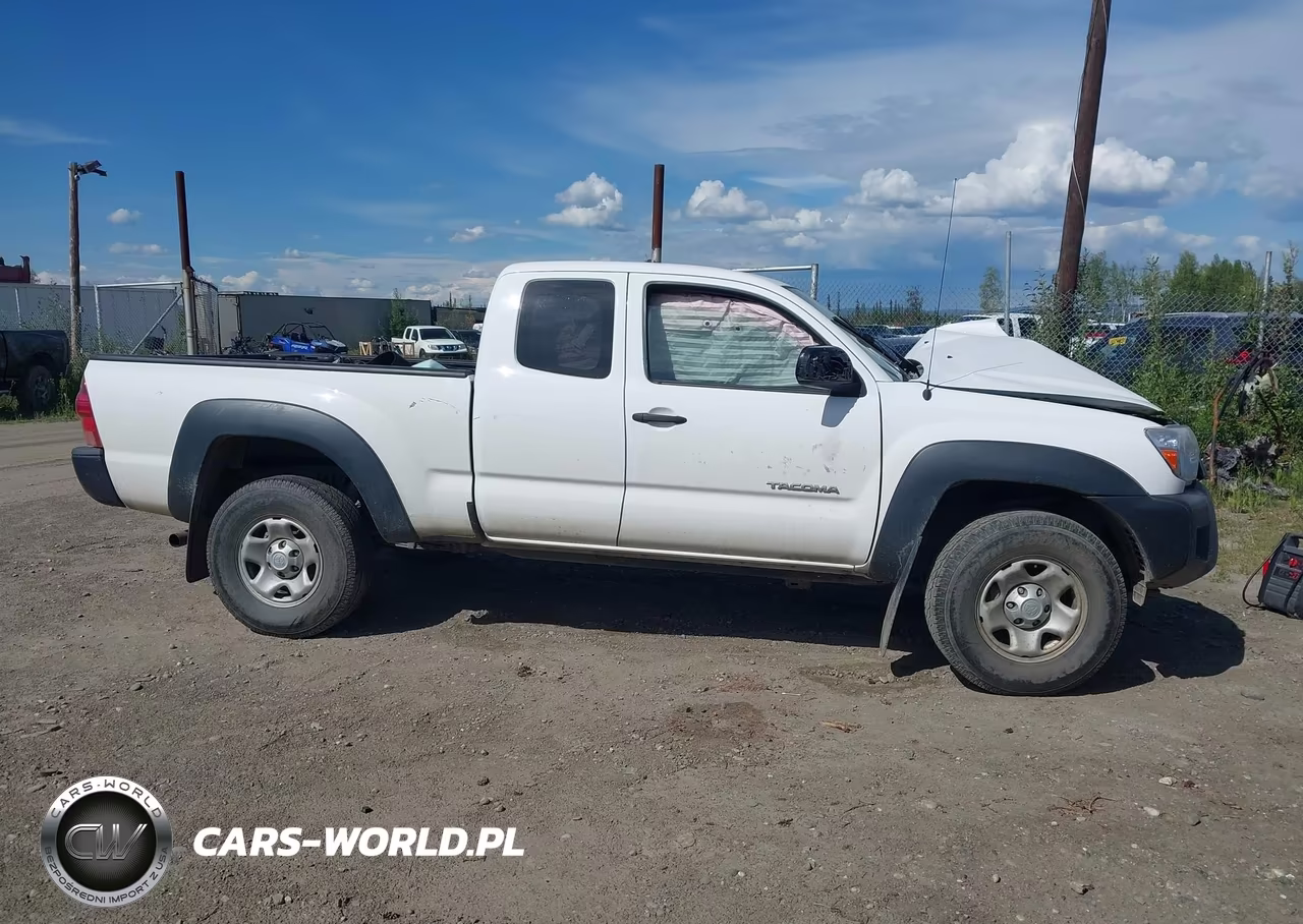2015 Toyota Tacoma VIN:5TFUX4EN5FX033438 - 13