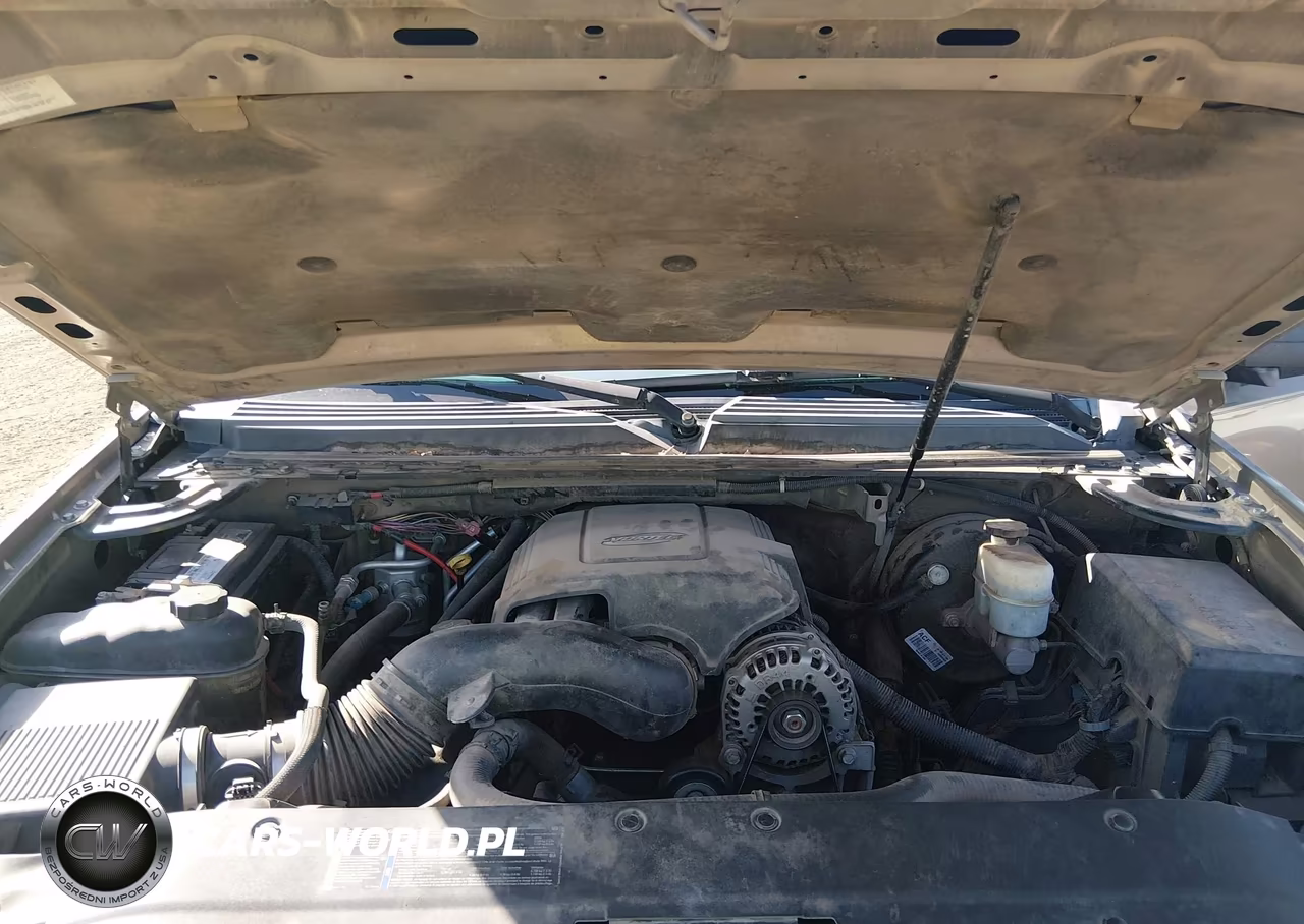 2007 Chevrolet Suburban Ls VIN:1GNFC16027R212250 - 10