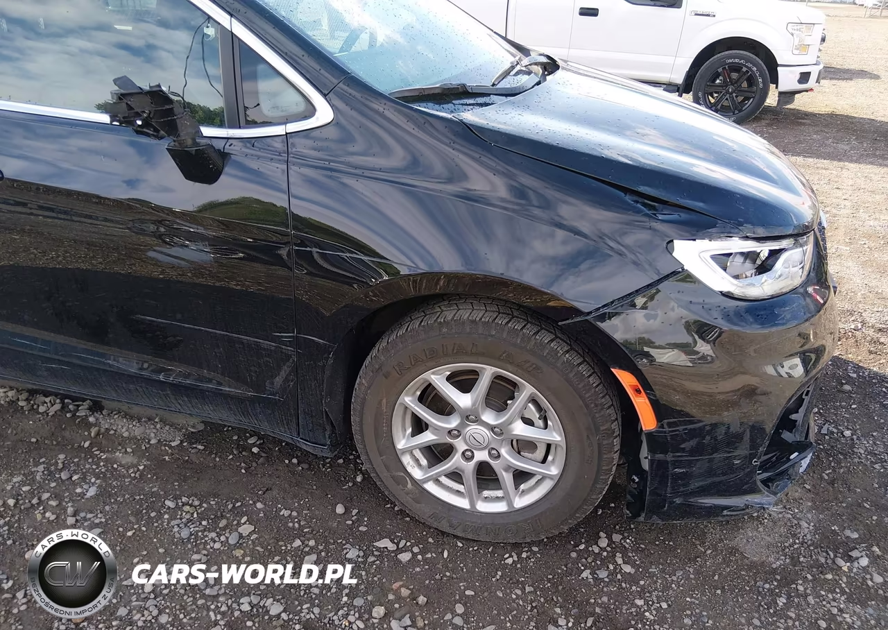2025 Chrysler Pacifica Select VIN:2C4RC1BG5SR579106 - 17