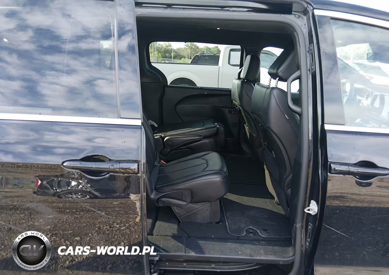 2025 Chrysler Pacifica Select VIN:2C4RC1BG5SR579106 - 8