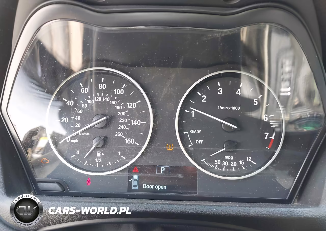 2018 BMW X1 xDrive28I VIN:WBXHT3C36J5K23071 - 7