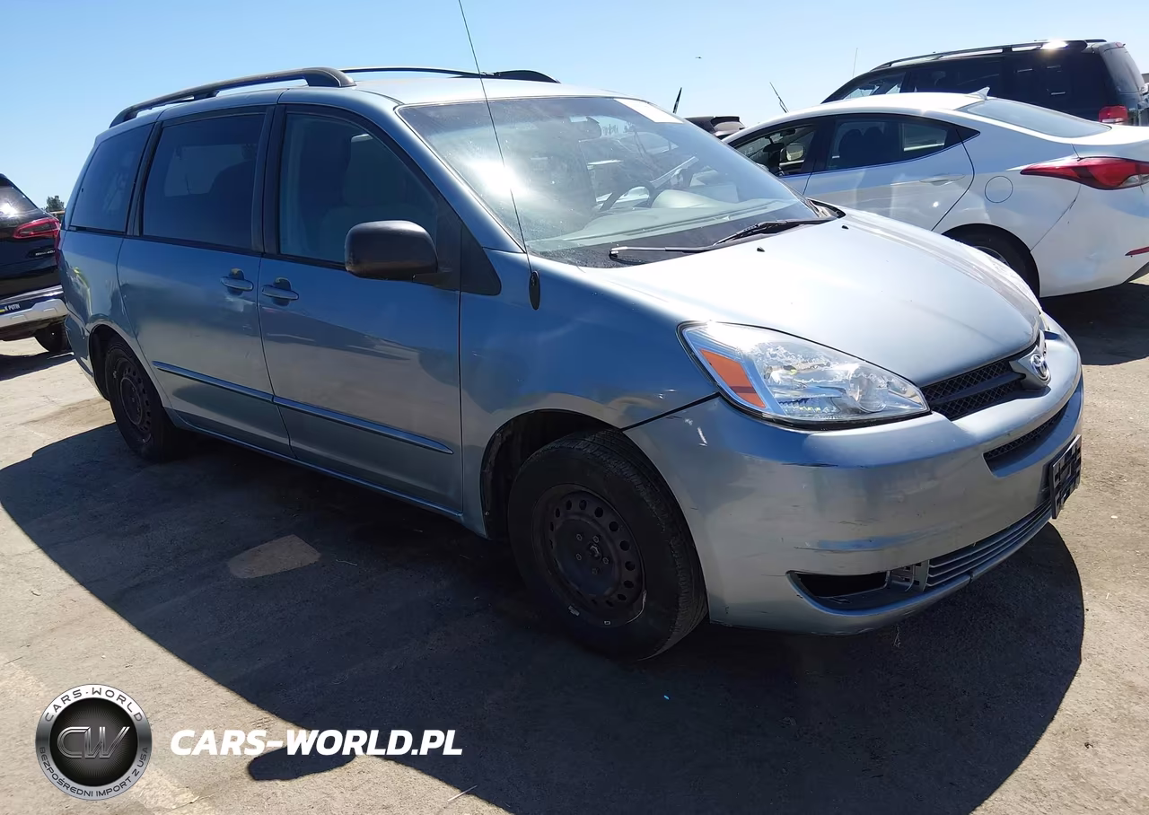 2005 Toyota Sienna Le – zdjęcie 1 z 16