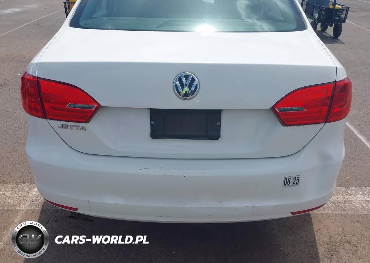 2013 Volkswagen Jetta 2.0L S VIN:3VW2K7AJ0DM384879 - 6
