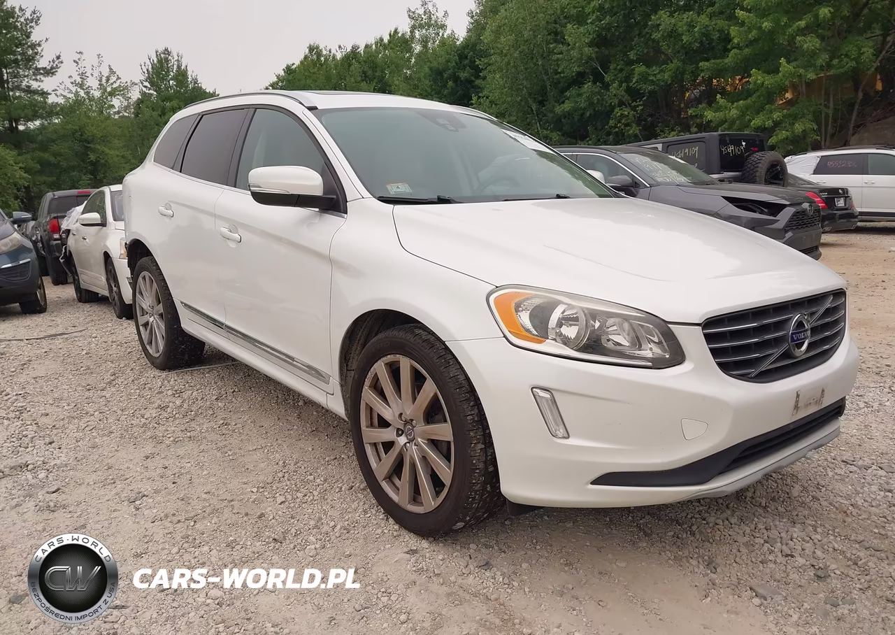 2017 Volvo Xc60 T5 Inscription – zdjęcie 1 z 17