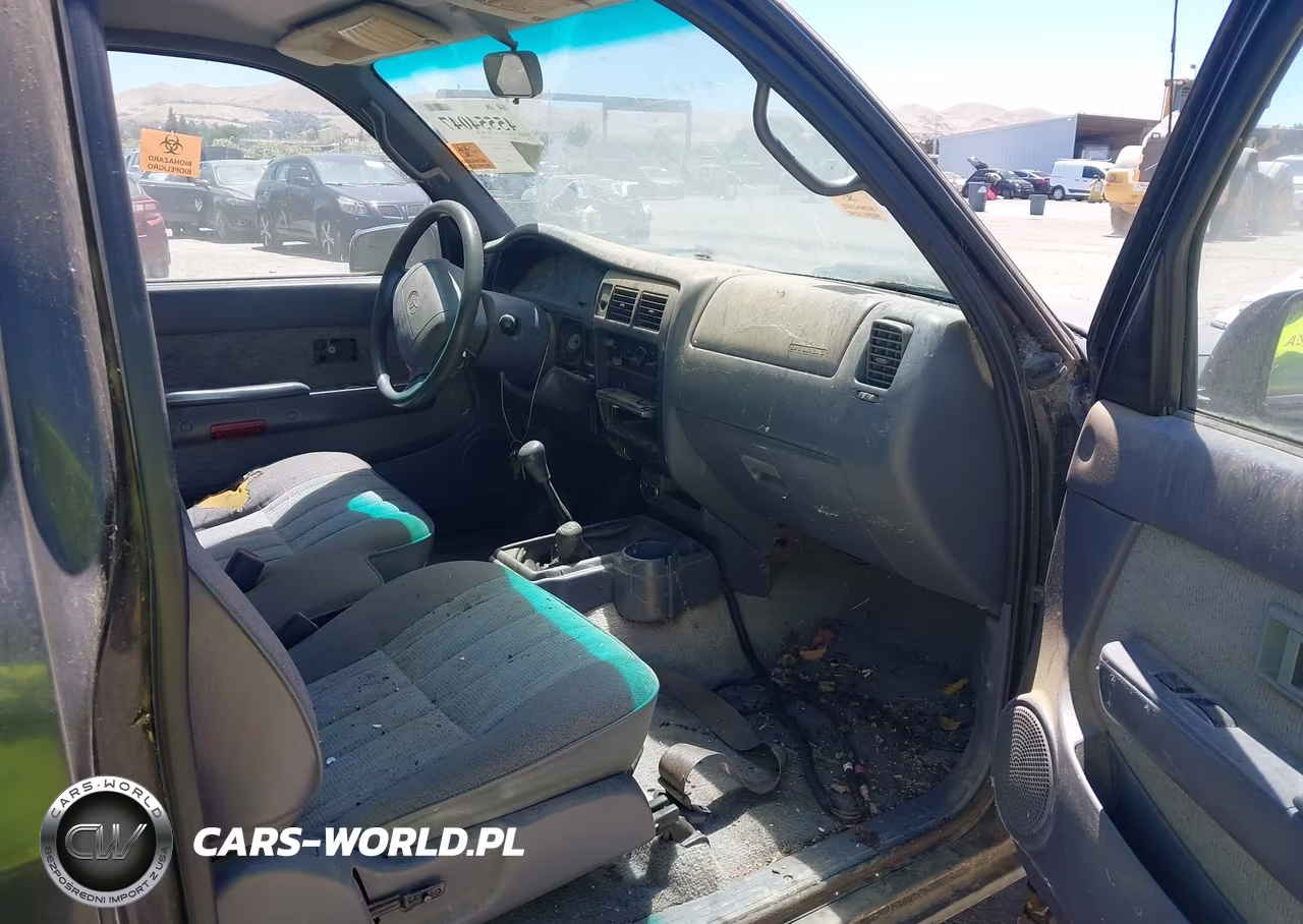 1998 Toyota Tacoma Base V6 VIN:4TAWN72N0WZ132088 - 5