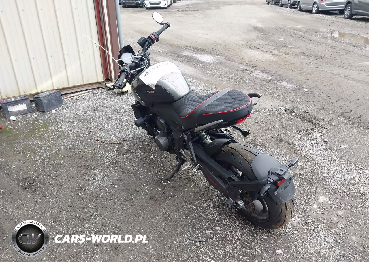 2022 Triumph Motorcycle Trident 660 VIN:SMTL10UL6NTAF7484 - 3
