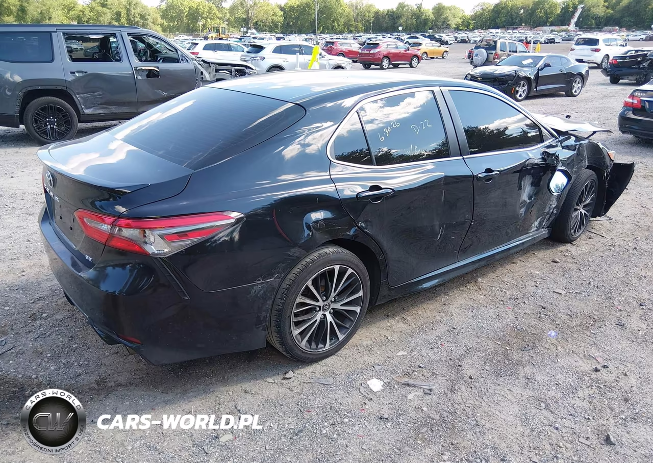 2018 Toyota Camry Se VIN:4T1B11HKXJU674521 - 4