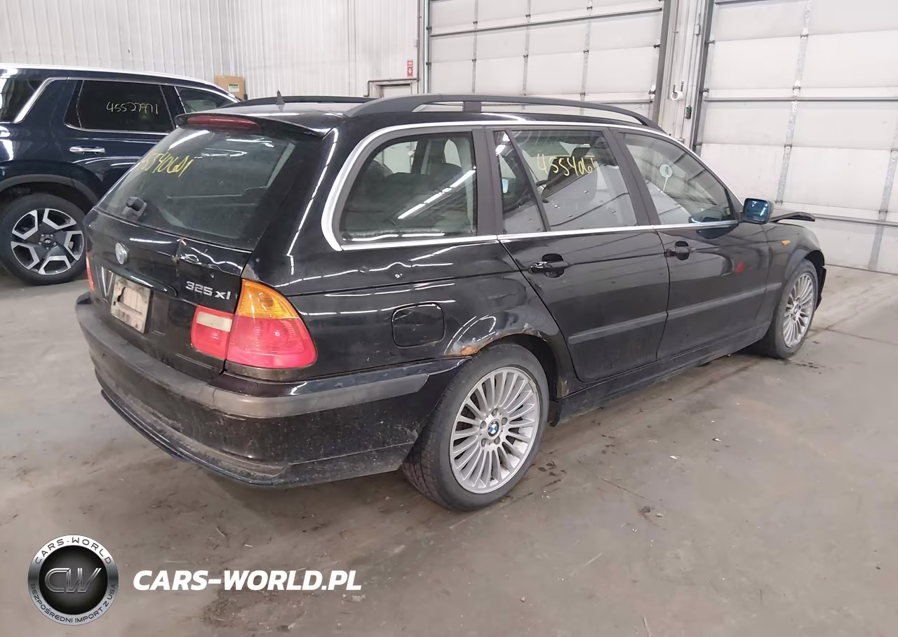 2003 BMW 3 Series 325Xi VIN:WBAEP33483PF03045 - 4