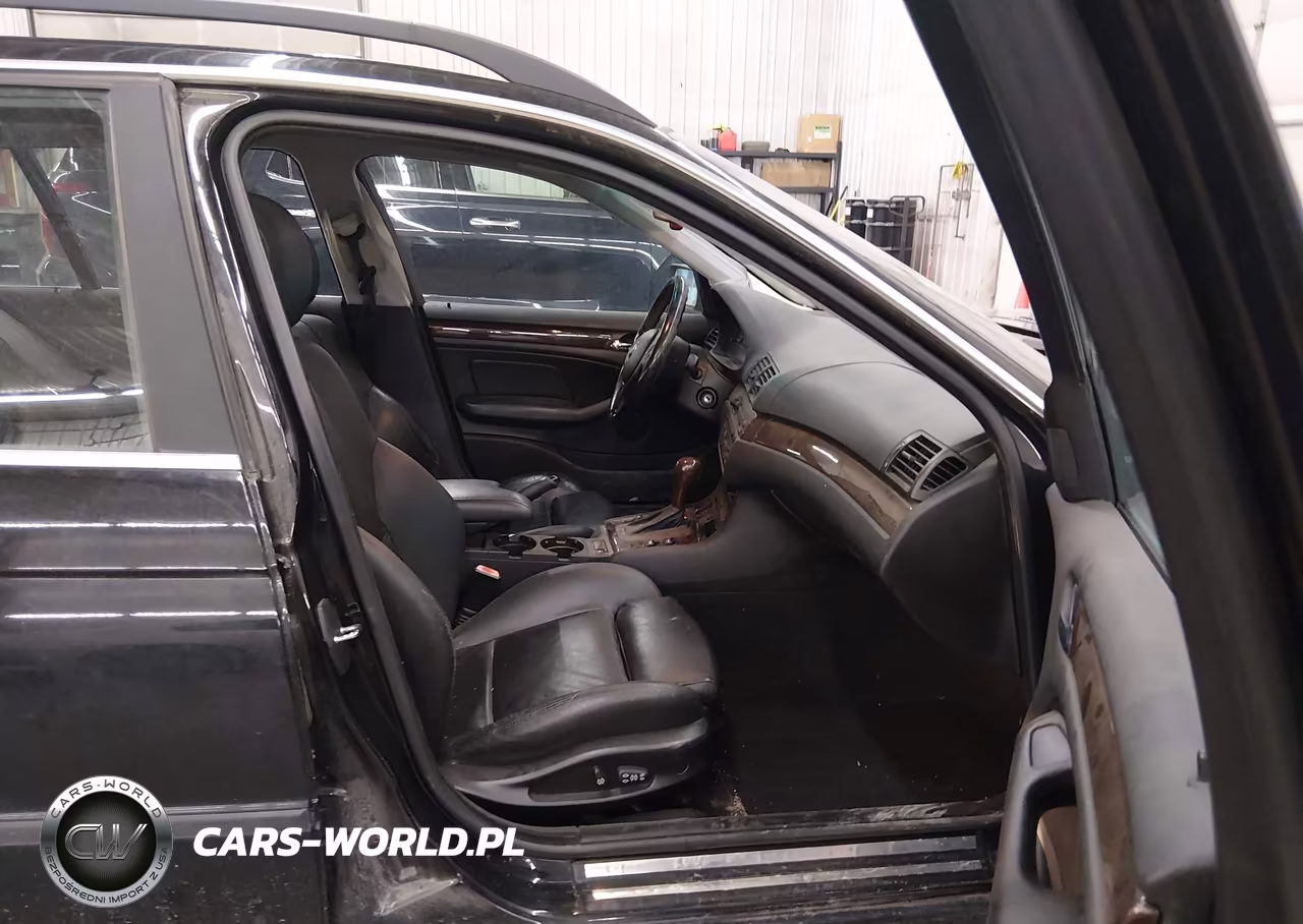 2003 BMW 3 Series 325Xi VIN:WBAEP33483PF03045 - 5