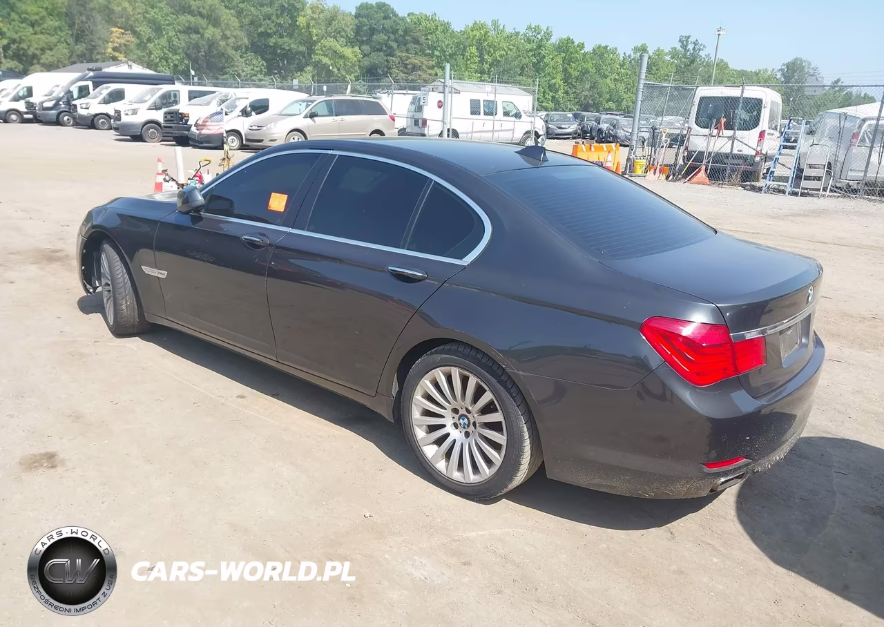 2012 BMW 750I xDrive VIN:WBAKC6C56CC397112 - 3